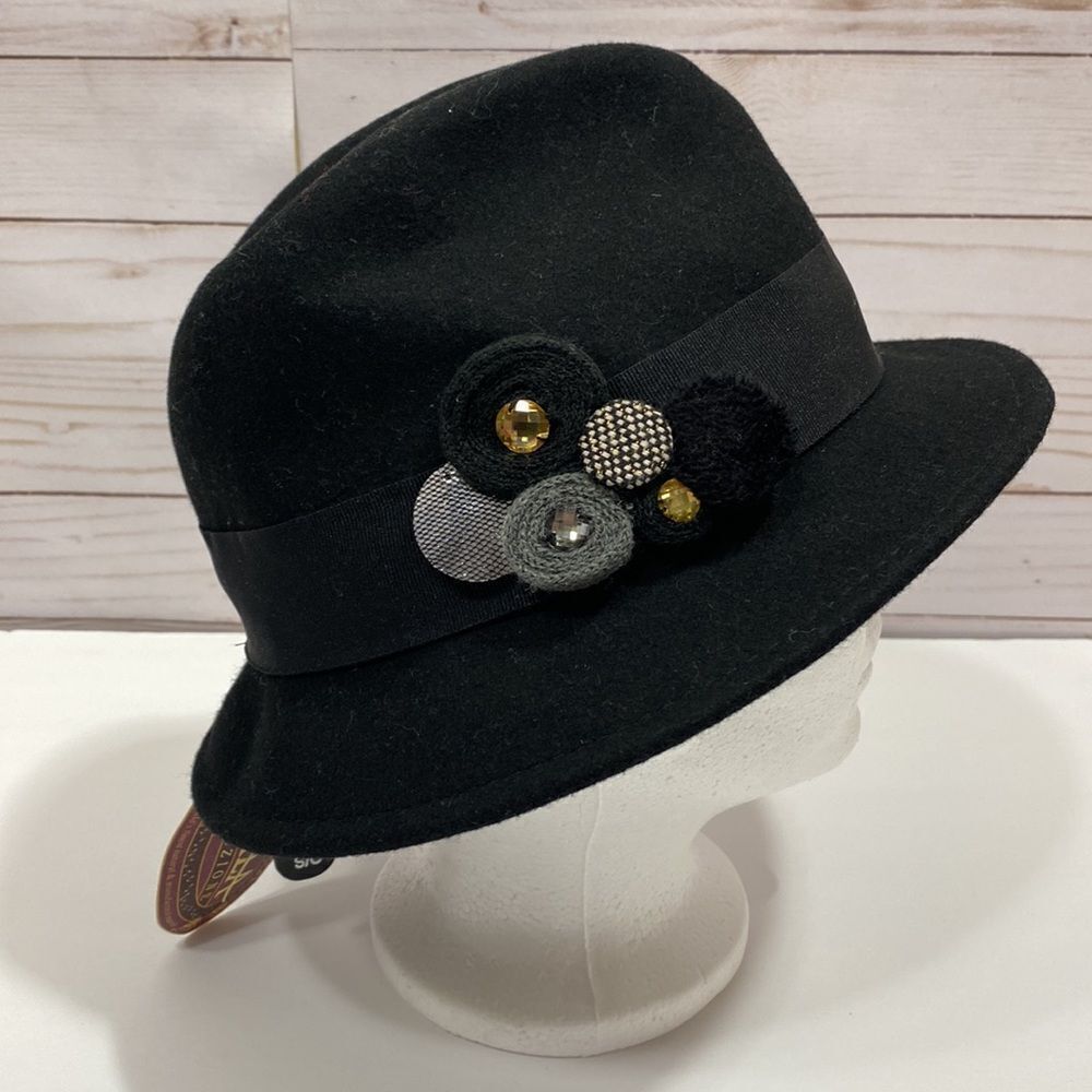 Scala Collezione Black 100% Wool Floral Detail Hat